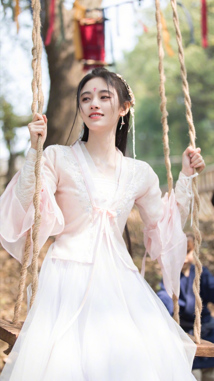 如意芳霏 傅容 鞠婧祎