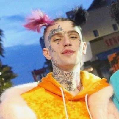 lil peep
:-P
来源网络
