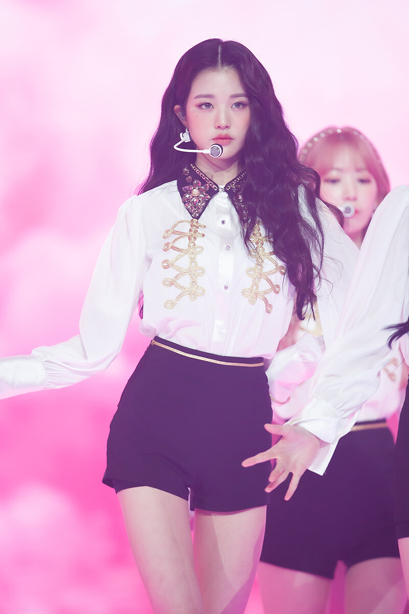 izone张员瑛张元英小圆兔子忙内wink妖精102北极兔wonyoungizone