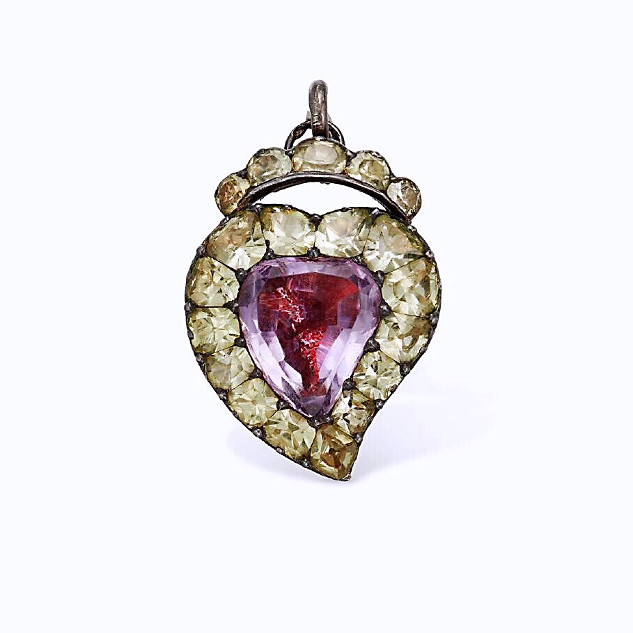 18-19世纪的心形珠宝，就像爱一样，它们也有不同的色彩与形态 ​​​