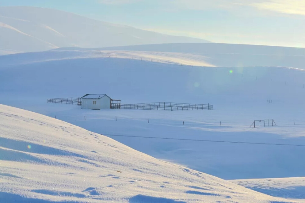 新疆雪景
来源:人民日报
详见水印