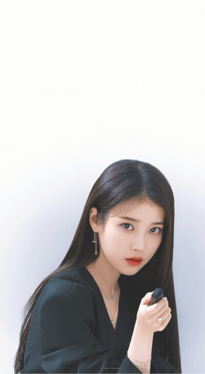 IU