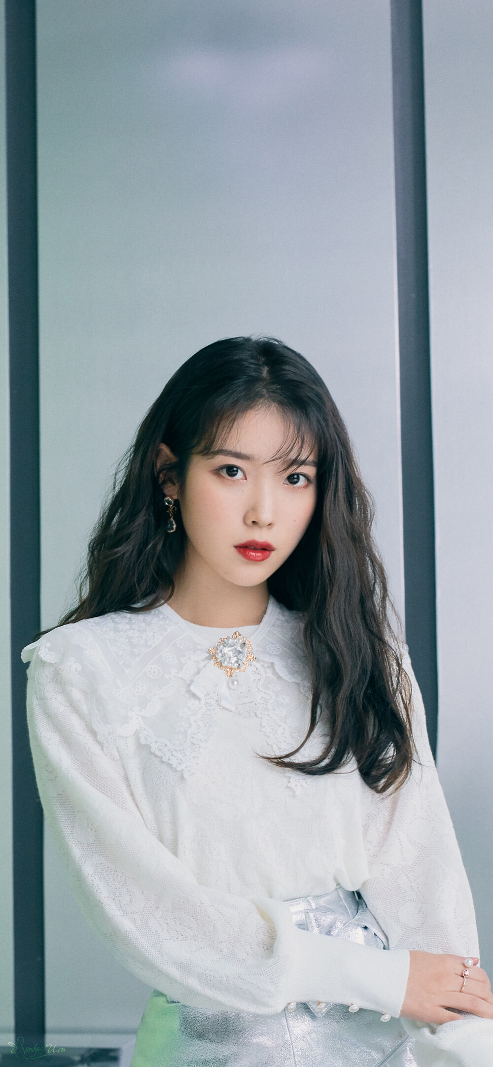 IU 李知恩 cr：腊肉
韩都衣舍代言图 手机壁纸