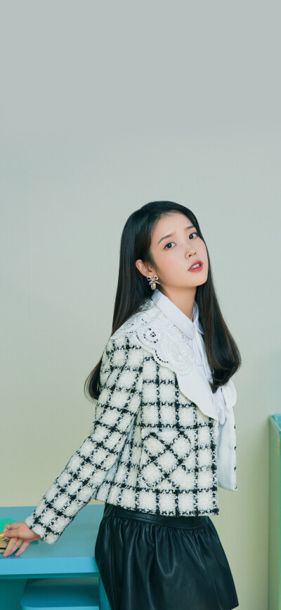 IU 李知恩 cr：腊肉
韩都衣舍代言图 手机壁纸