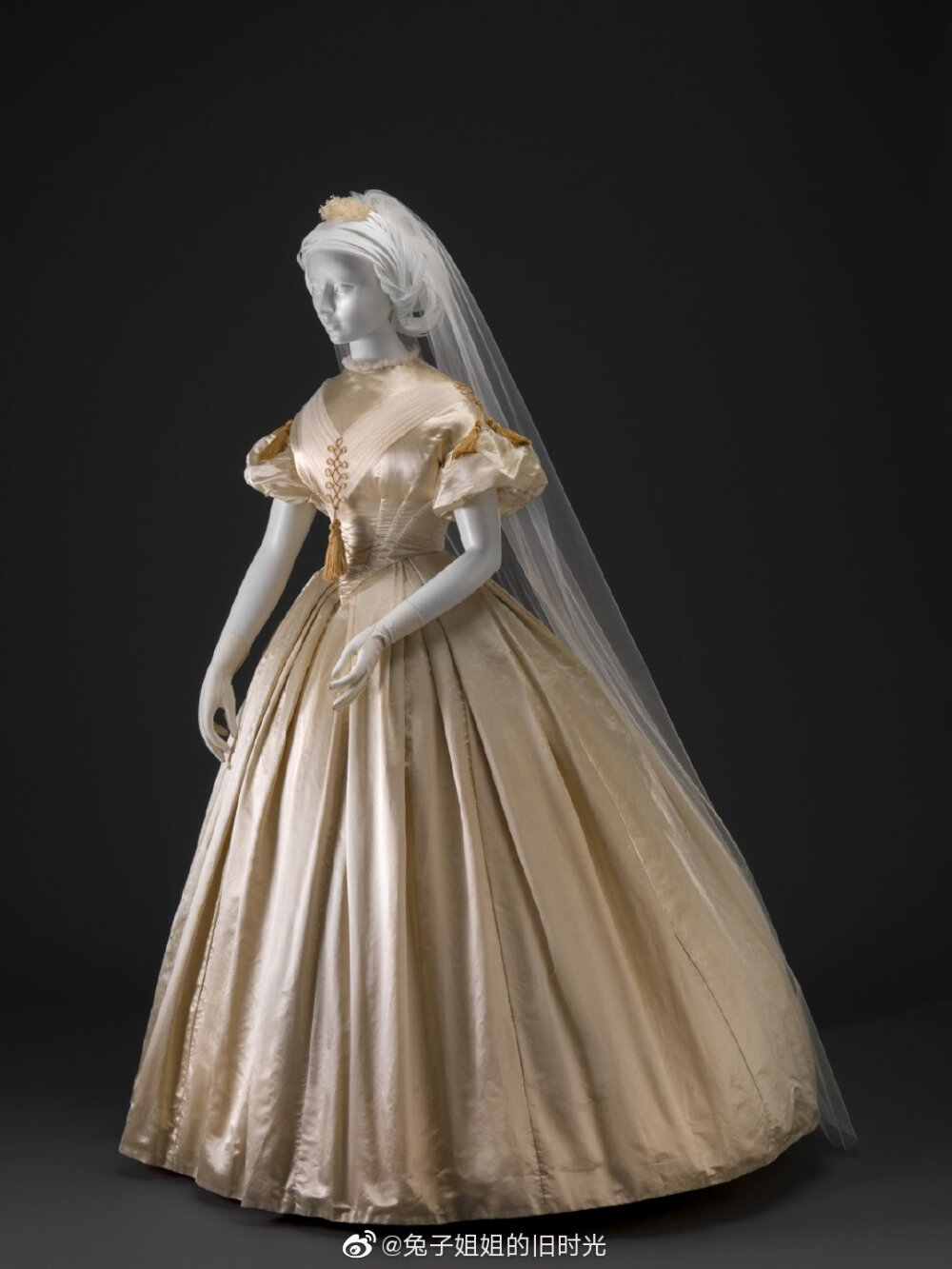 维多利亚时代 婚纱