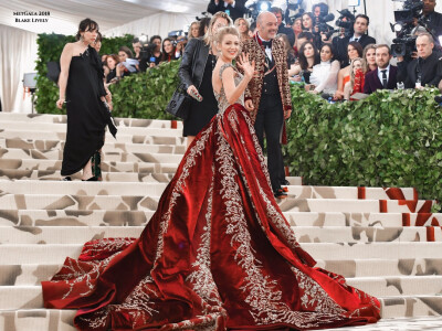 MetGala 2018 | Blake Lively
Religion and Fashion
[weibo@Bekannte]