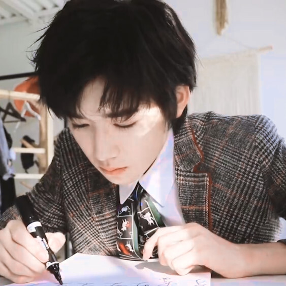 设计婚礼场景图中———