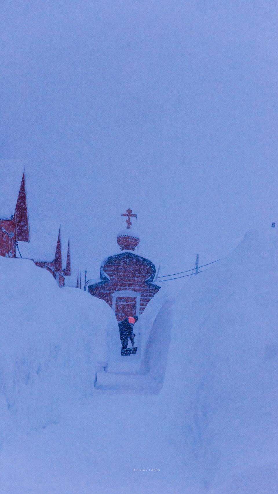  「科拉半岛的一场雪」
₂₀₂₀.₁₀.₂₄