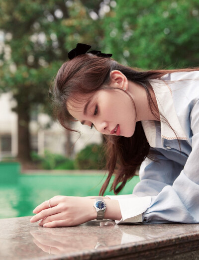 刘诗诗
诗舞倾城
来自微博@
诗诗的小板报
10-22