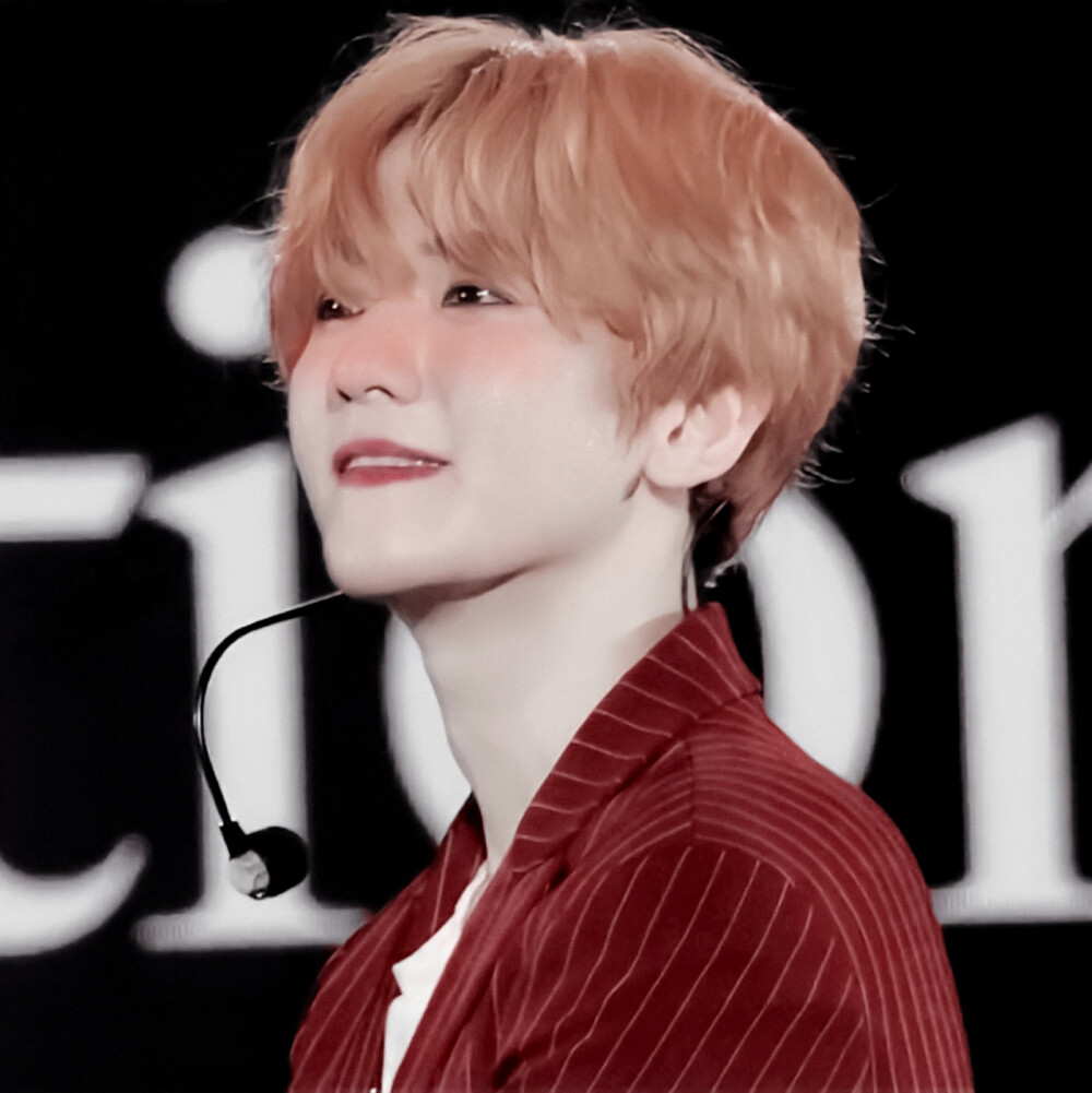 
“早睡的小孩会逃过所有不安和难过。”