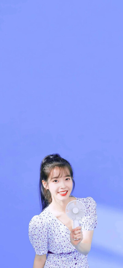 IU