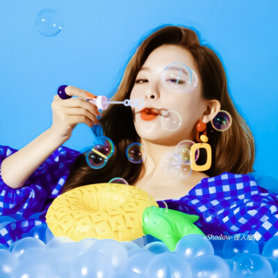 -Red Velvet
＠Shadow-怪人細胞