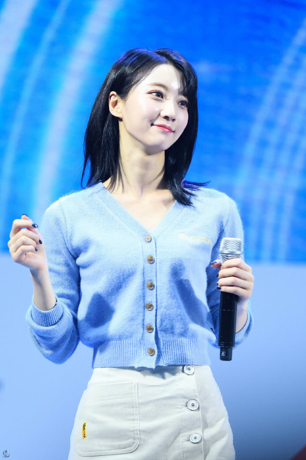 OH MY GIRL 裴有彬Binnie