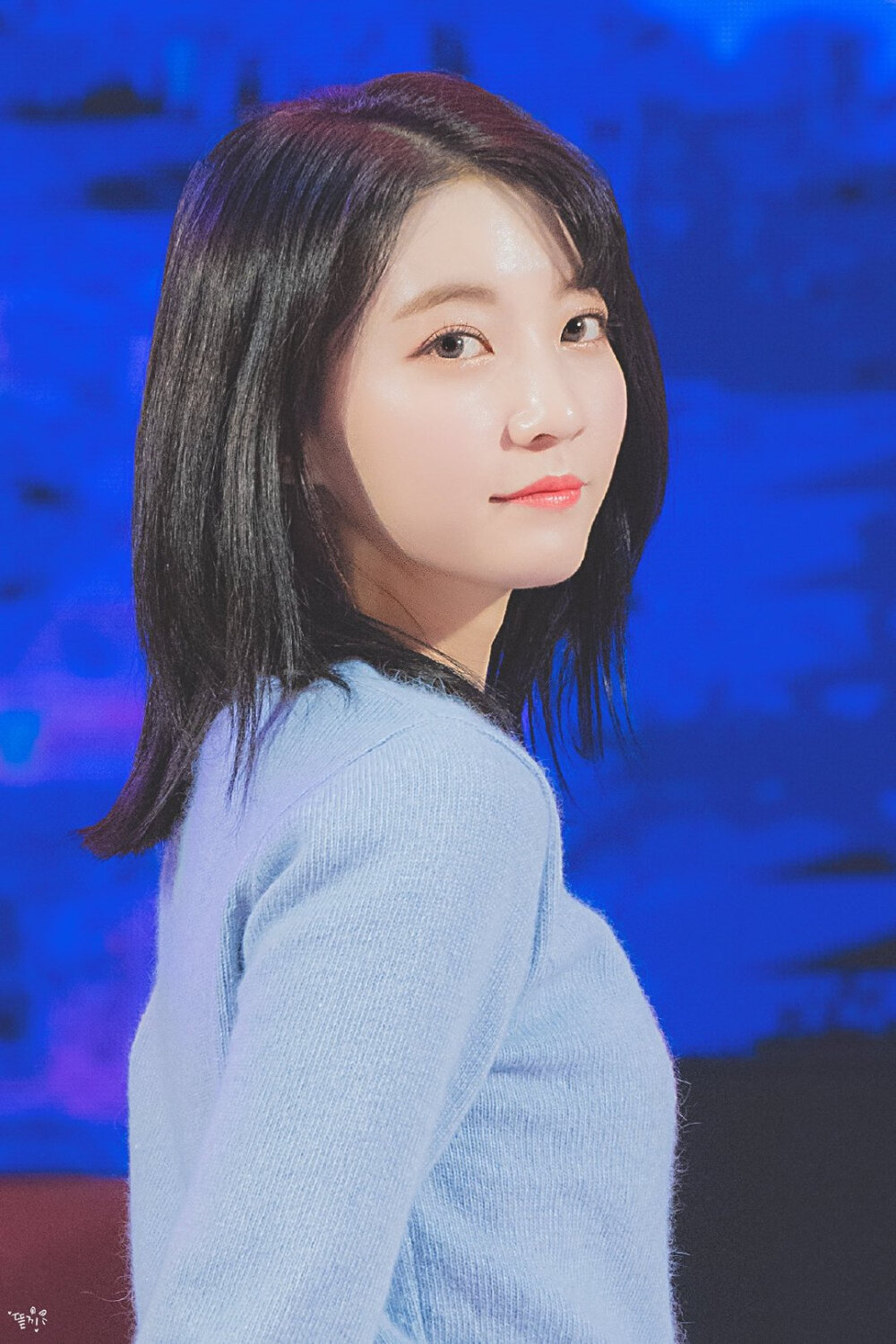 OH MY GIRL 裴有彬Binnie