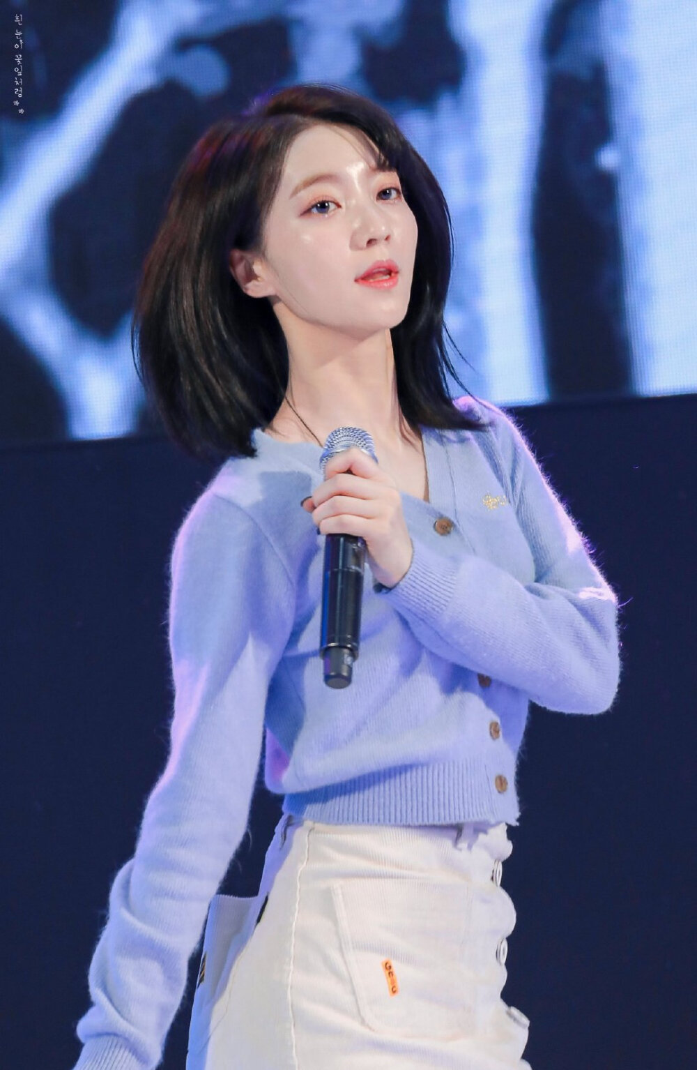 OH MY GIRL 裴有彬Binnie