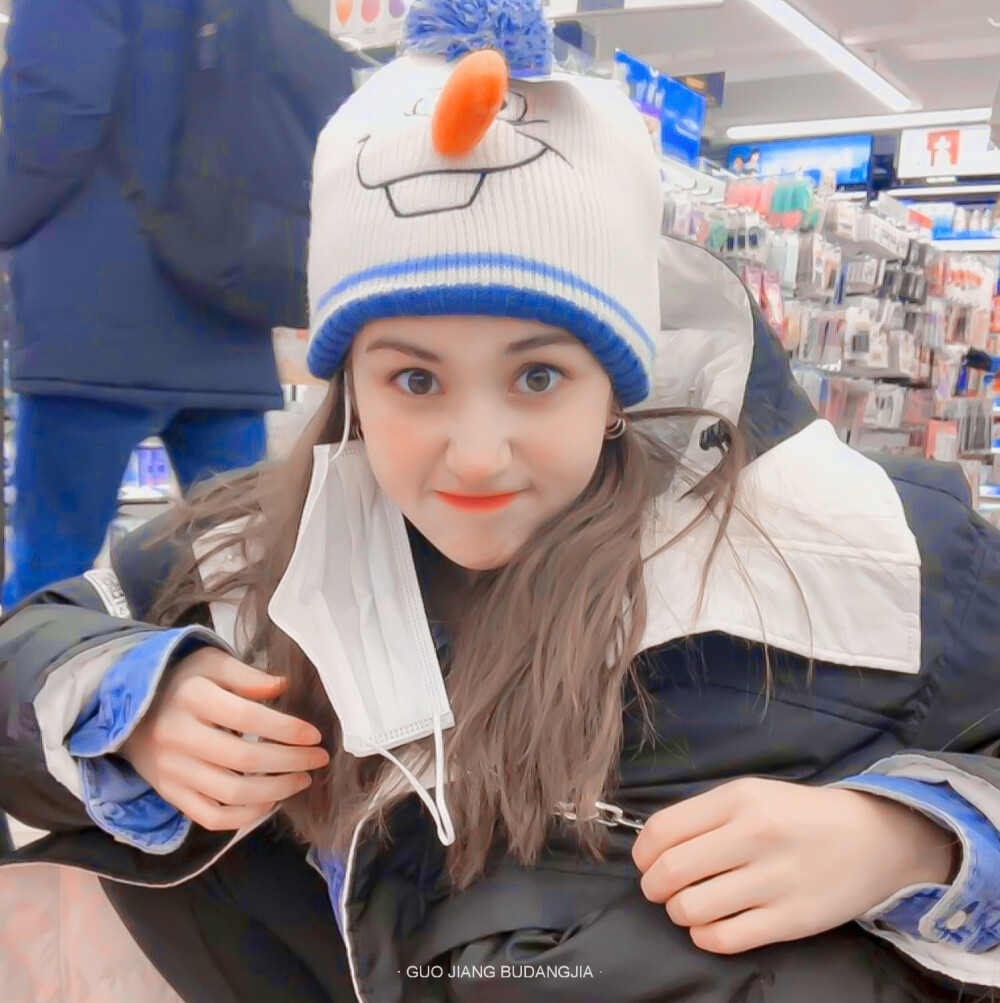  *somi
*糖炒栗子和枫叶是秋天的出生证明