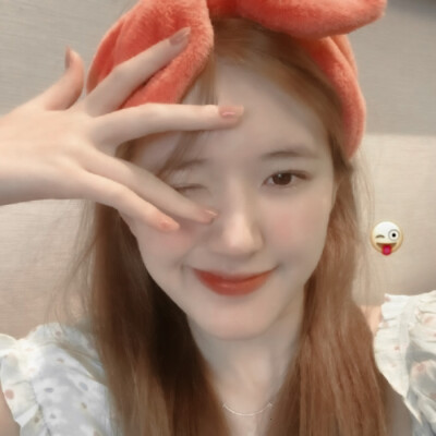 “柠檬葡萄水”
江祁