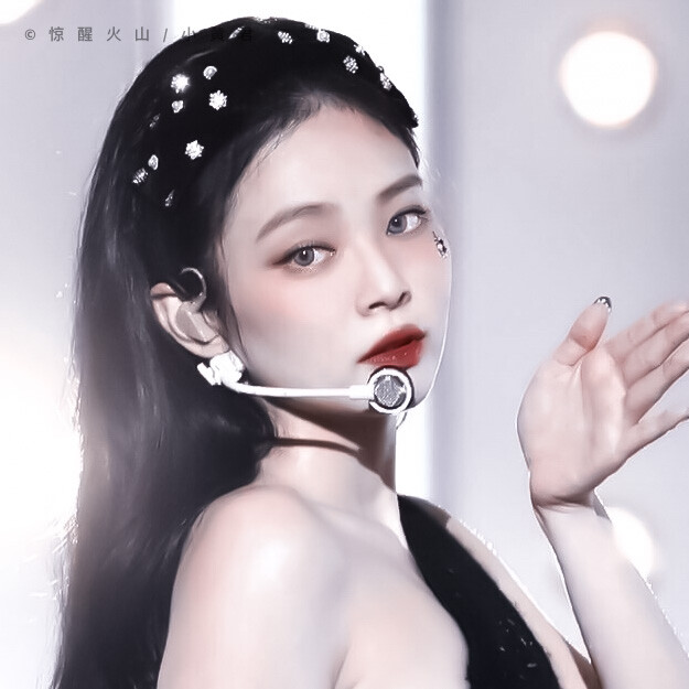 
‘’神爱世人 所以金珍妮来了
jennie / 小黄君