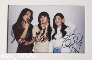 爱（热情、亲密、献身三要素）