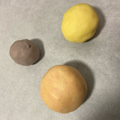 甜甜哒小饼干