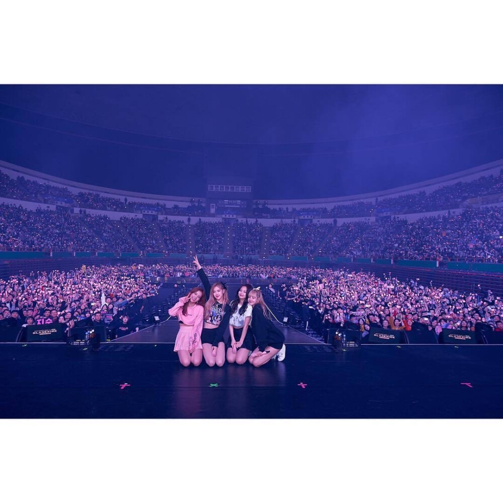 BLACKPINK▸