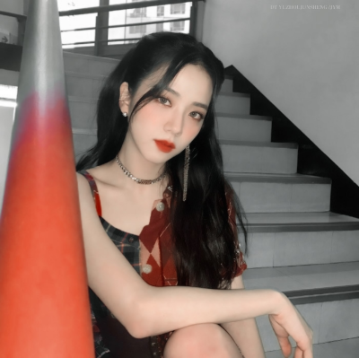 金智秀jisoo
二传注明dt渝州俊生or蒋以陌
BLACKPINK金智秀jisoo女艺人女爱豆头像闺蜜cp情侣自拍