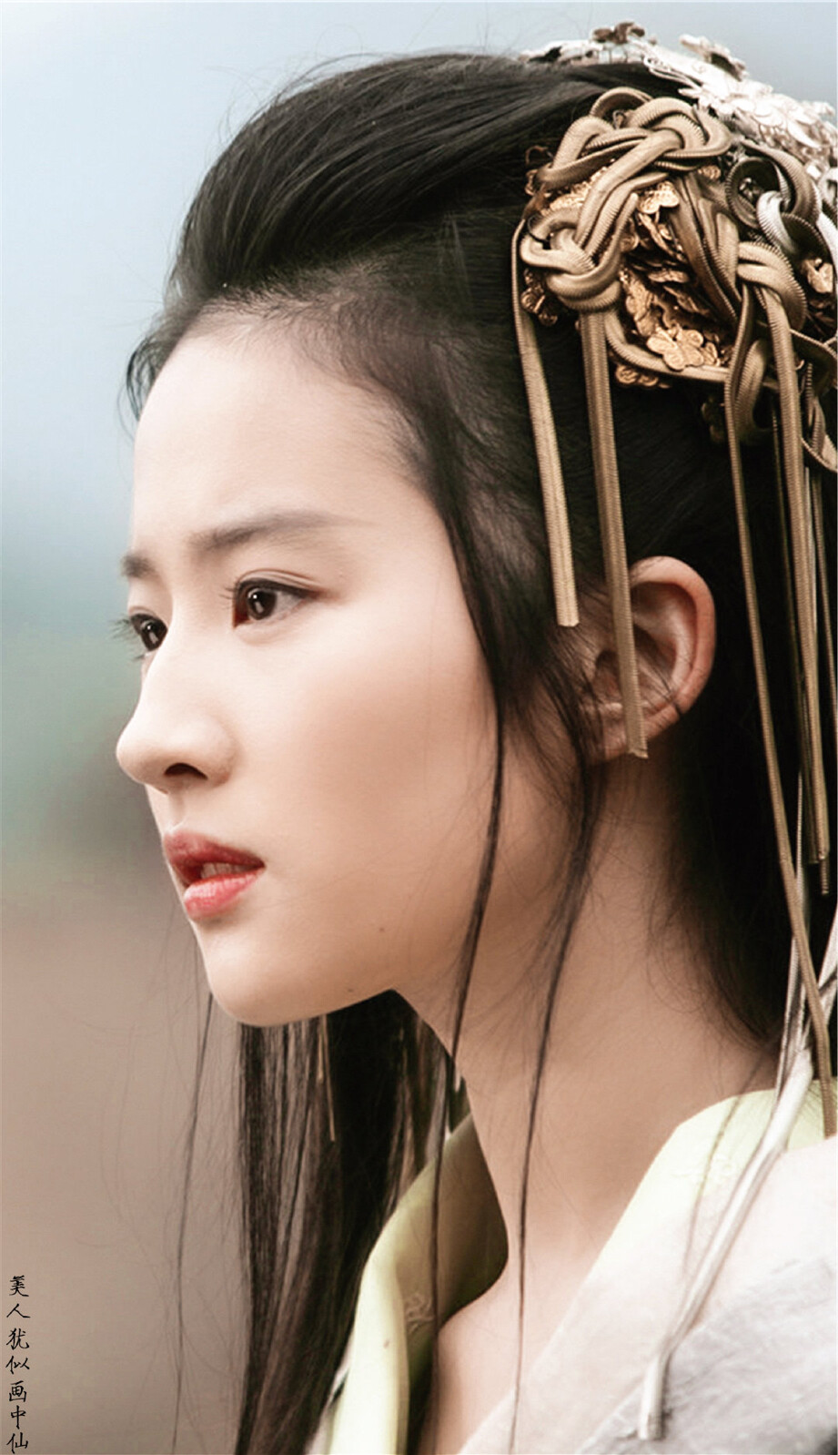 仙剑奇侠传一 灵儿
wb:美人犹似画中仙