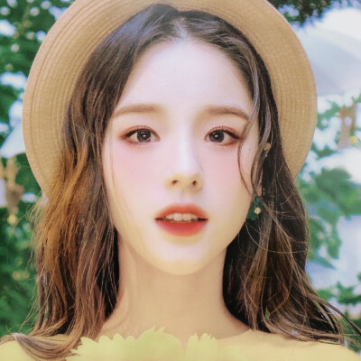 朩乜|田姬振
于你从盛夏到黄昏