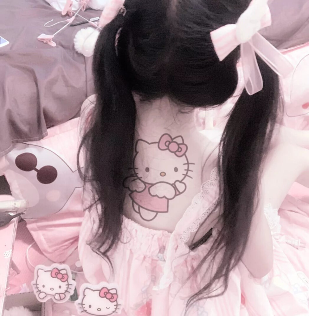 优质女头
这里江念九