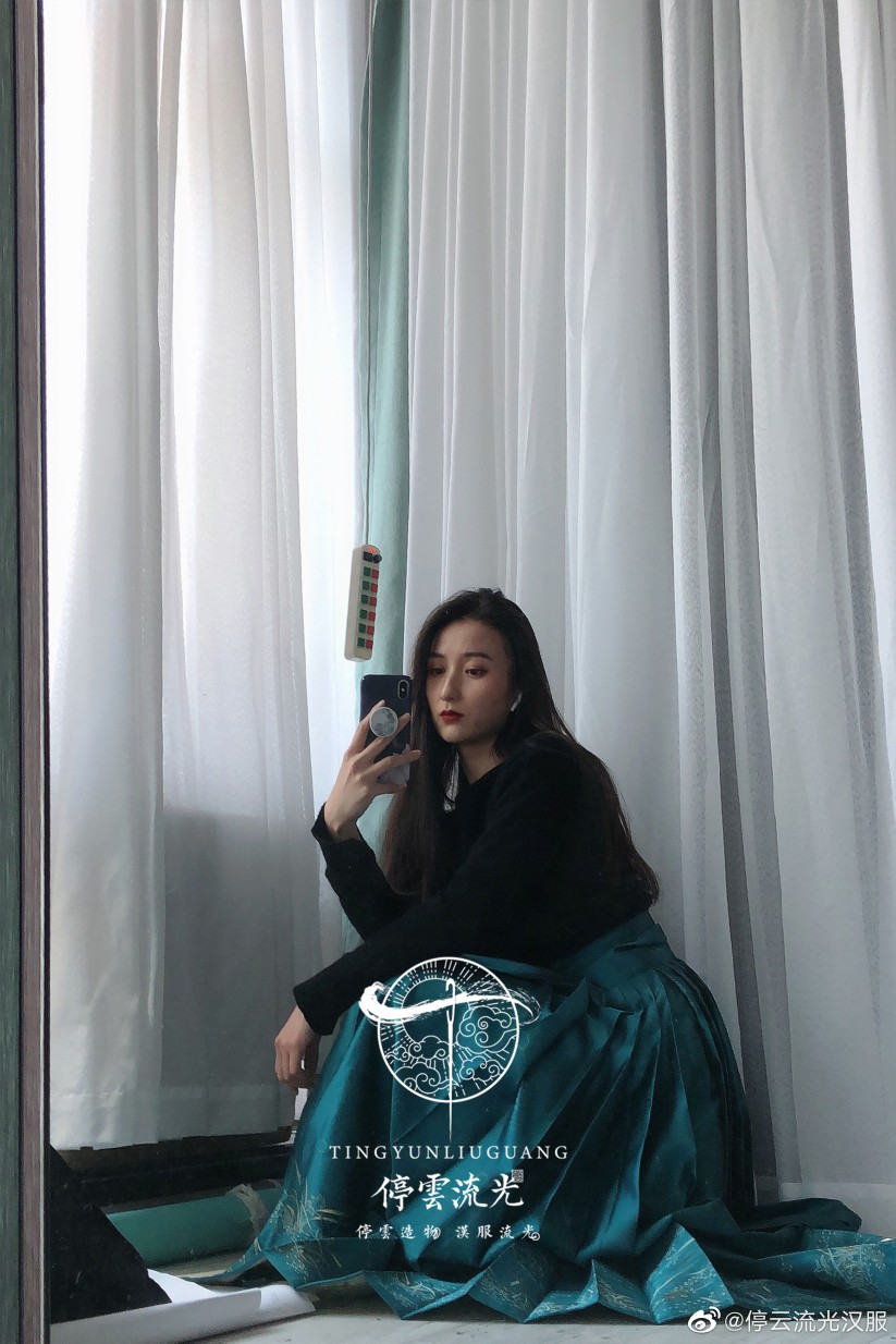 【停云流光汉服】明制·春江花月仿织金缎妆花马面裙