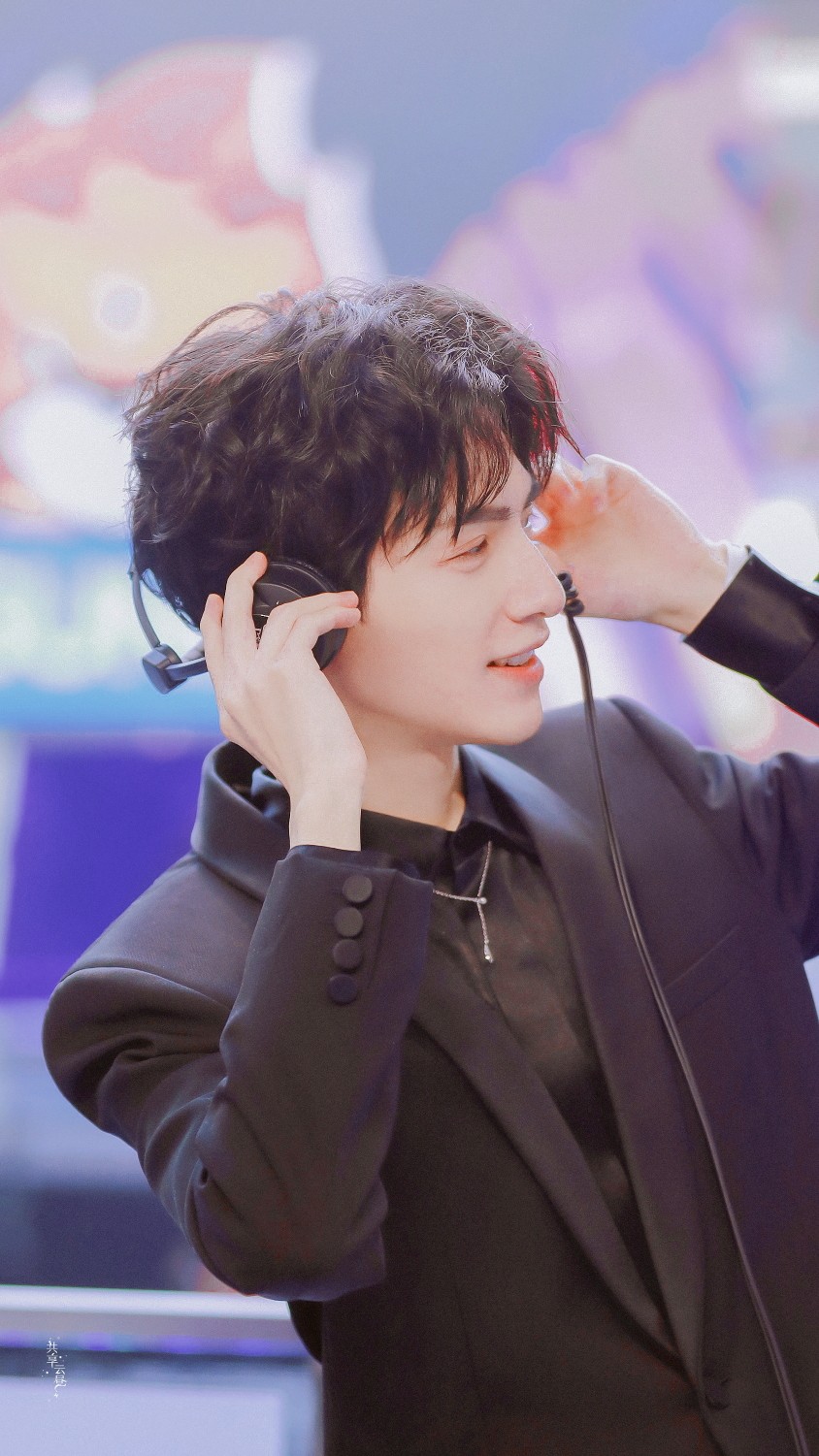 罗云熙
20.10.31
英雄联盟S10总决赛