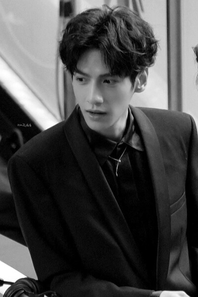 罗云熙
20.10.31
英雄联盟S10总决赛