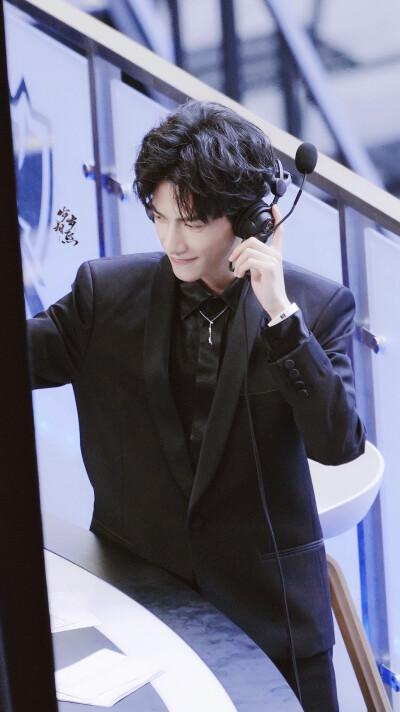 罗云熙
20.10.31
英雄联盟S10总决赛