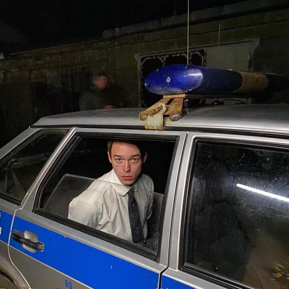 ins:sashadidntwakeup