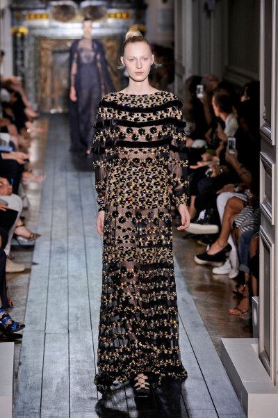 秀场、时装周、时尚、模特