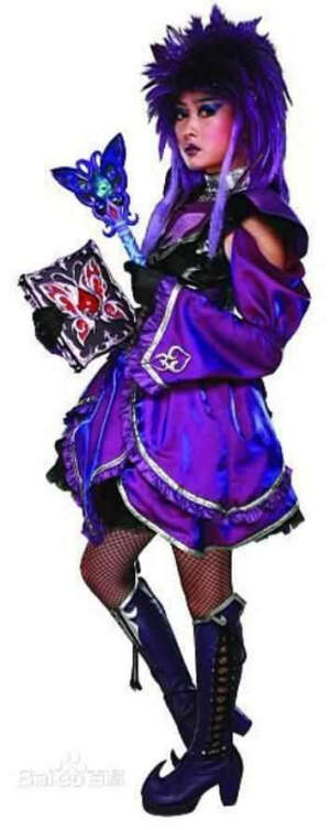 黑魔仙小月～夏凡