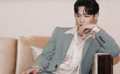 欣赏不来别人视若珍宝的，就该保持沉默