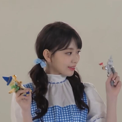 宮脇咲良小樱花自截可二改
注明江舒允