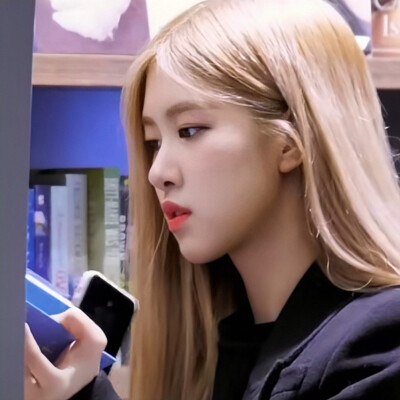 朴彩英rosé可二改
注明江舒允
已修复