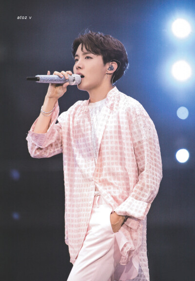 郑号锡
SPEAK YOURSELF LONDON
cr.atozv_scan