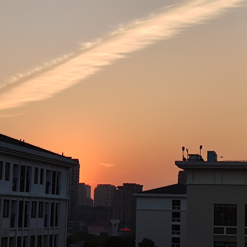 背景
天空