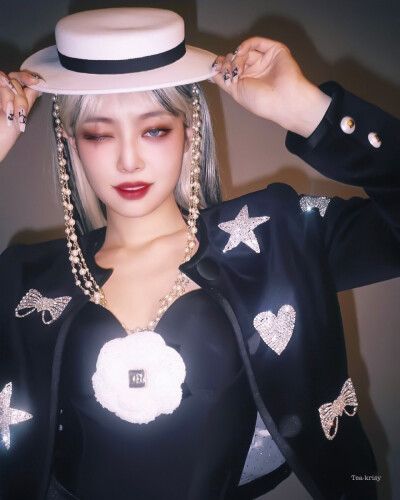 Jennie/金珍妮
分享壁纸
cr.vb Tea-Krisy