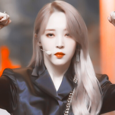 ·文 星 伊 Ⅱby宋允纾
‘ 총 이 울 린 후 에는 승자 가 없다.