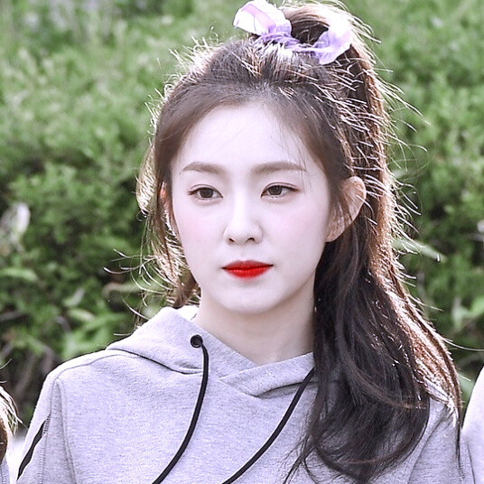 裴珠泫*Irene
©裴温