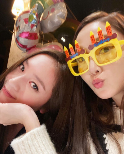 Jessica & Krystal