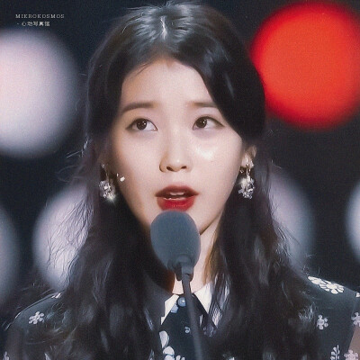 IU/李知恩
分享头像
©logo