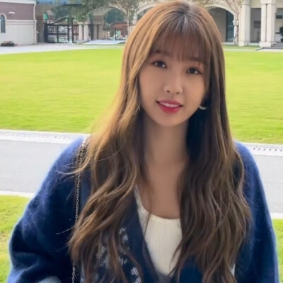 虞书欣可二改
二改见简介