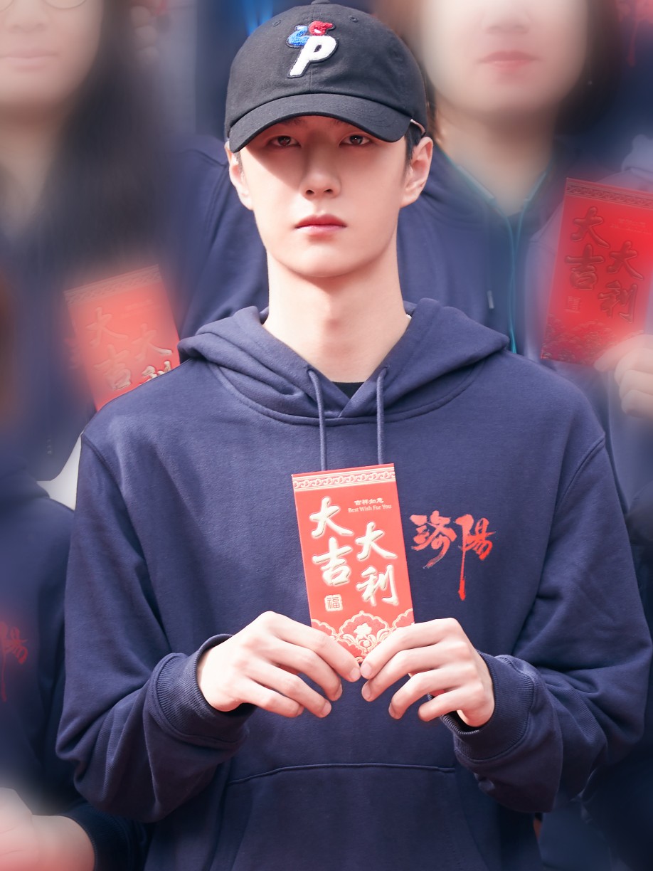 YIBO-OFFICIAL：
#王一博风起洛阳#
揭秘神都谜案，波谲云诡中探寻未知真相；
不畏蜚语流言，风起动荡里书写洛阳传奇。
《风起洛阳》开机大吉，百里弘毅@UNIQ-王一博 ，幸会。[作揖] #风起洛阳开机# ​