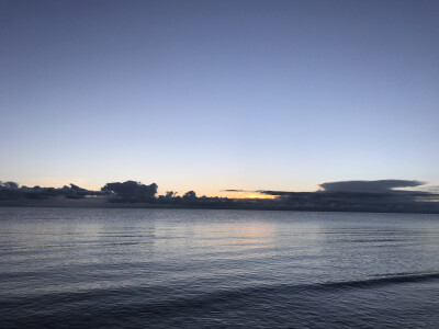 青海湖的日出