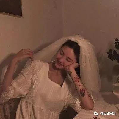 婚纱 情头
图源网络